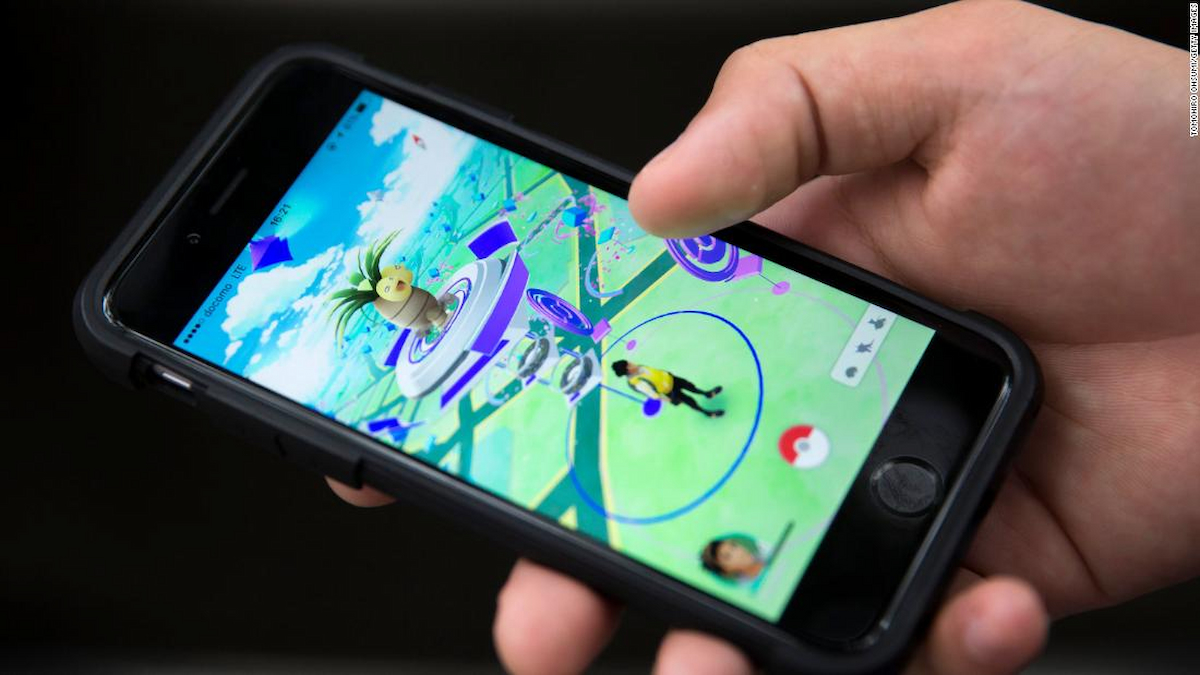 Two LAPD Officers Fired for Playing Pokemon Go on the Job