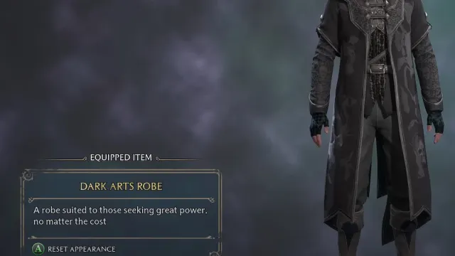 Dark Arts Robe in Hogwarts Legacy