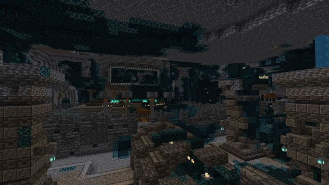 Deep Dark Ancient City directly under Spawn